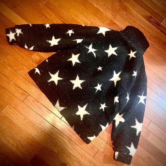 New NWT Vici teddy faux Sherpa black and white stars zippered jacket w/collar S - Picture 10 of 13
